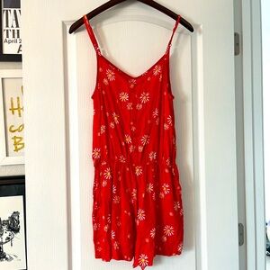 SO Red Daisy Romper size Small